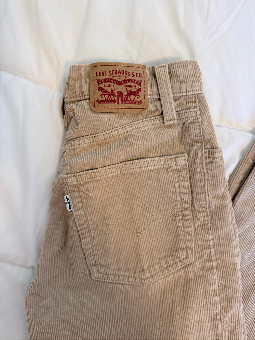 Levi's '94 Baggy Corduroy Pants Beige Tan Size 24